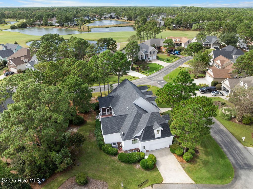 Photo of 4103 Kittiwake Court SE, Southport, NC 28461 (MLS # 100535591)