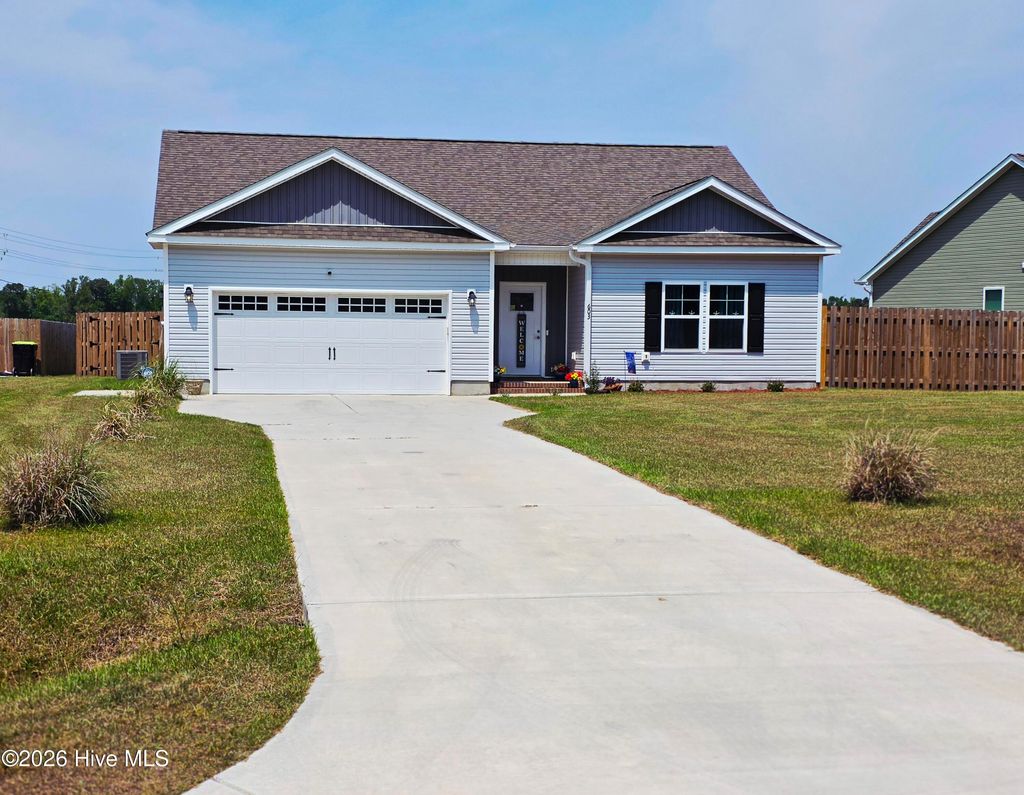 Photo of 603 Bright Harvest Drive, Maysville, NC 28555 (MLS # 100570766)