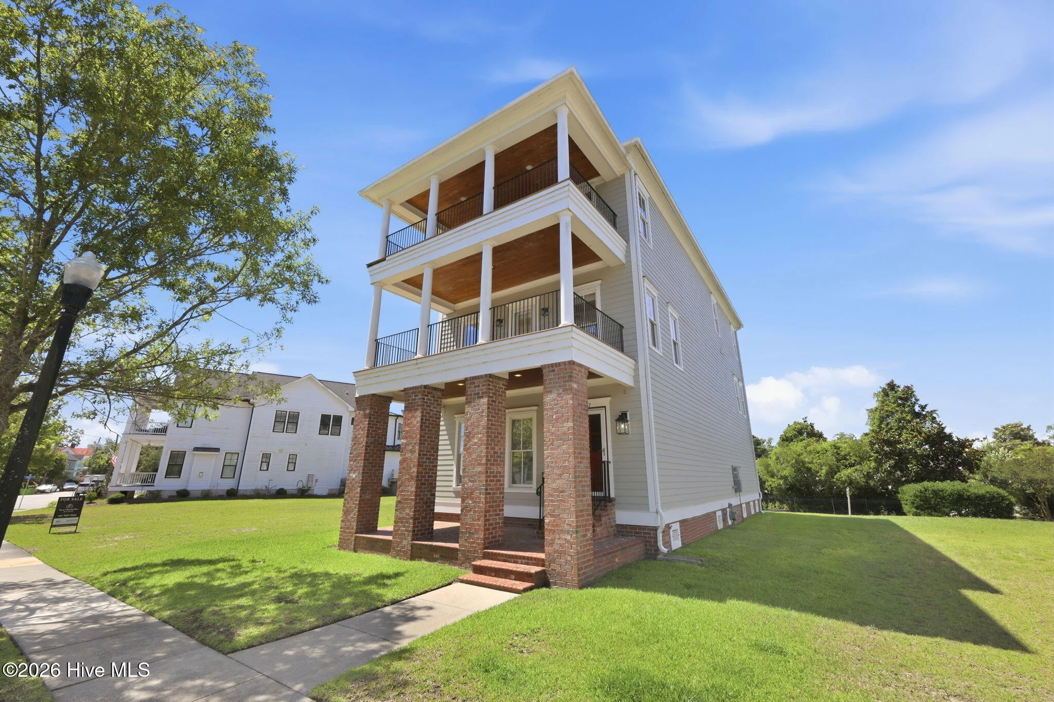 807 E Front Street