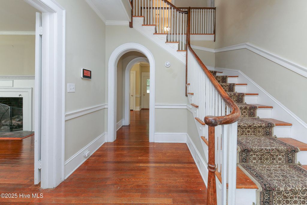 Photo of 506 W Church Street, Elizabeth City, NC 27909 (MLS # 100516158)