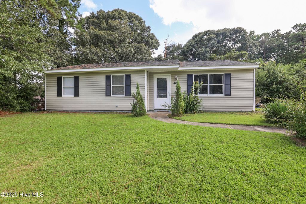 Photo of 408 Sterling Road, Jacksonville, NC 28546 (MLS # 100527829)