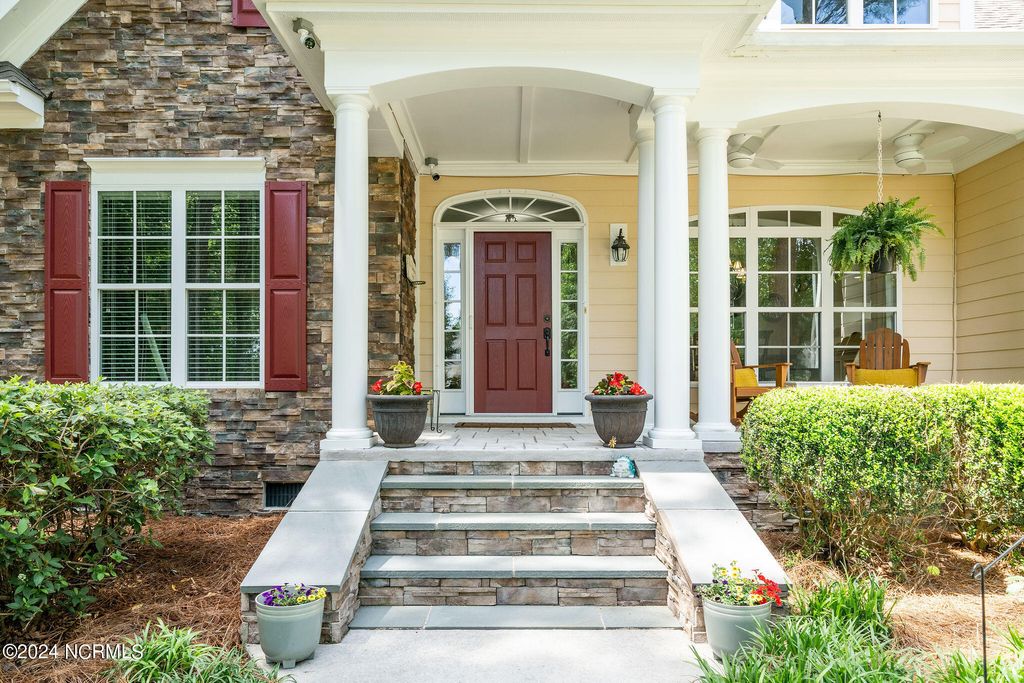 Photo of 210 Cellars Way, Wallace, NC 28466 (MLS # 100483384)