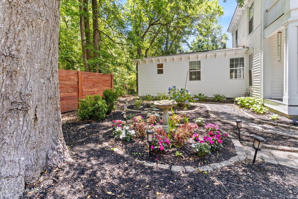 Photo of 121 Dolphin Lane, Sneads Ferry, NC 28460 (MLS # 100554921)