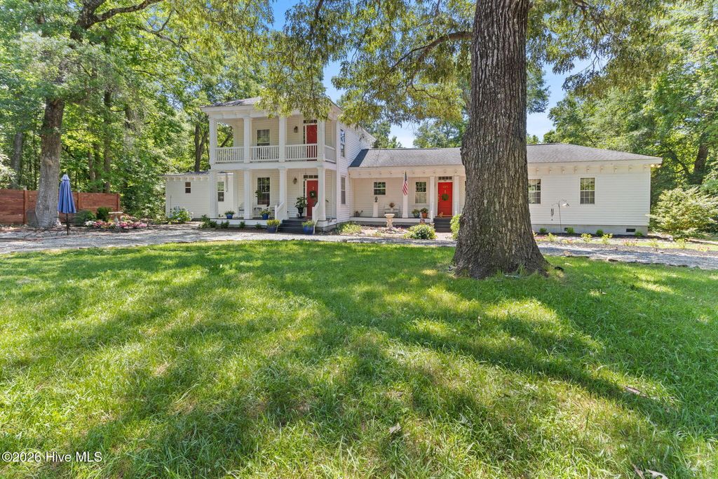 Photo of 121 Dolphin Lane, Sneads Ferry, NC 28460 (MLS # 100554921)