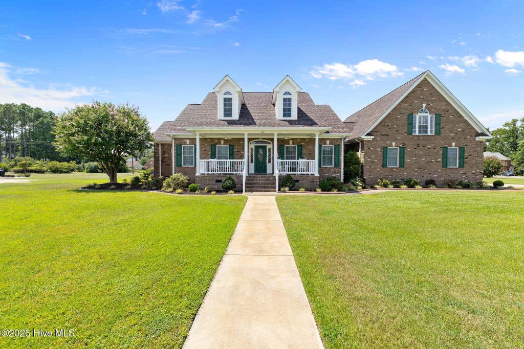 Photo of 1101 Lamp Lighter Circle, Goldsboro, NC 27534 (MLS # 100598507)