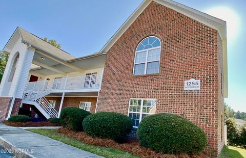 Condo For Rent - 1247 Westpointe Drive<br/> Greenville, NC 27834