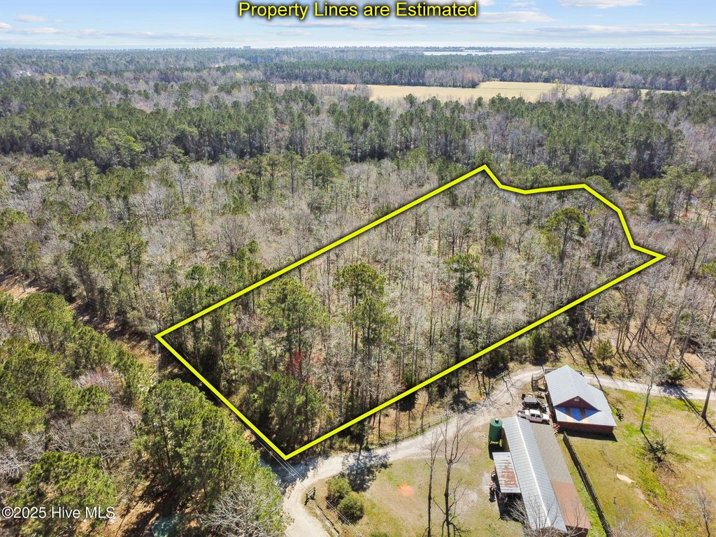 Photo of 310 Clearview Drive, Holly Ridge, NC 28445 (MLS # 100493320)