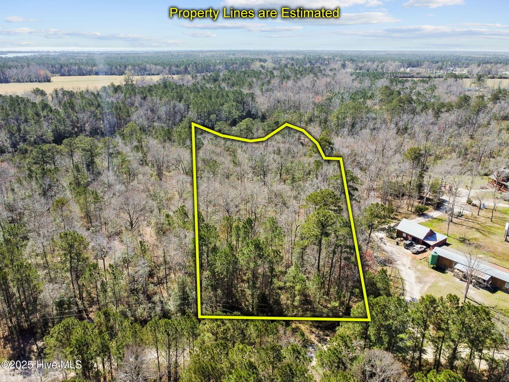 Photo of 310 Clearview Drive, Holly Ridge, NC 28445 (MLS # 100493320)