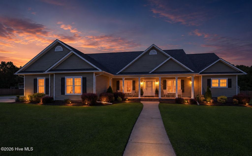 Photo of 201 Brant Court, Swansboro, NC 28584 (MLS # 100579129)