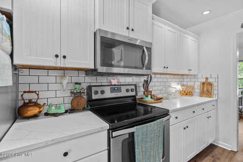 Tiny photo for 101 Riverbend Road, Jacksonville, NC 28540 (MLS # 100590094)