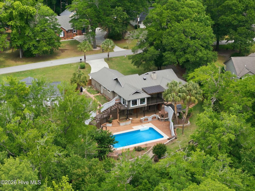 Photo of 165 Gooseneck Road W, Rocky Point, NC 28457 (MLS # 100536455)
