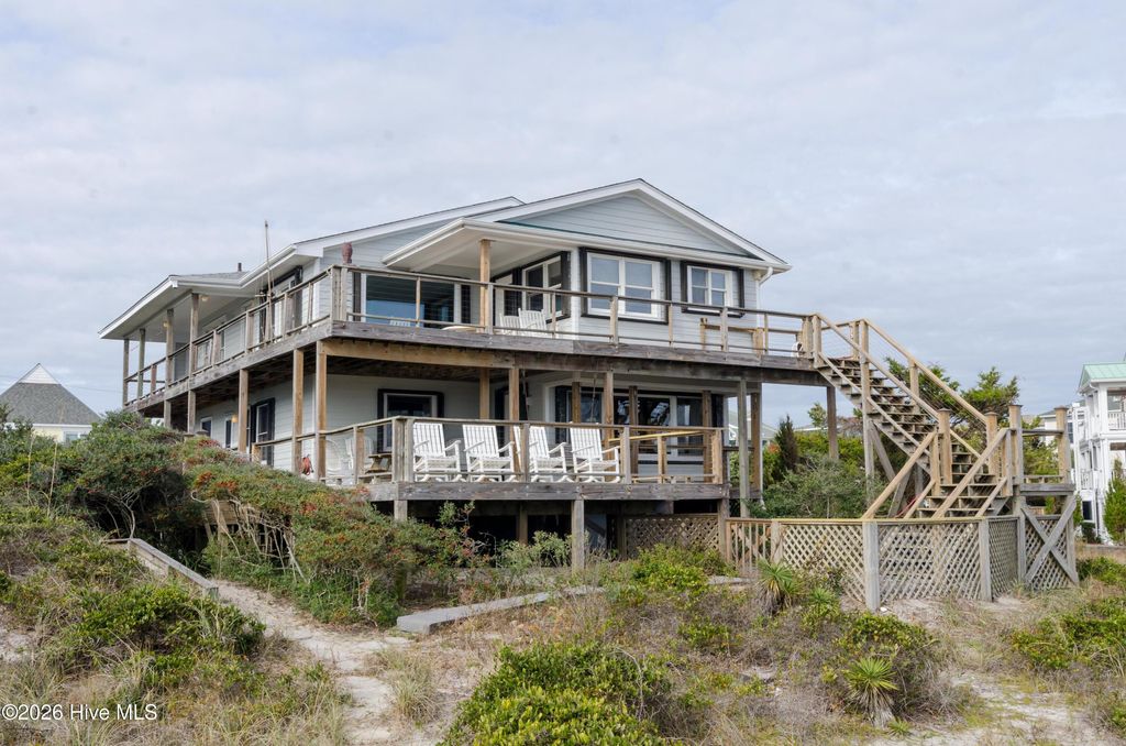 Photo of 129 S Lumina Avenue S #Lower Unit, Wrightsville Beach, NC 28480 (MLS # 100572021)