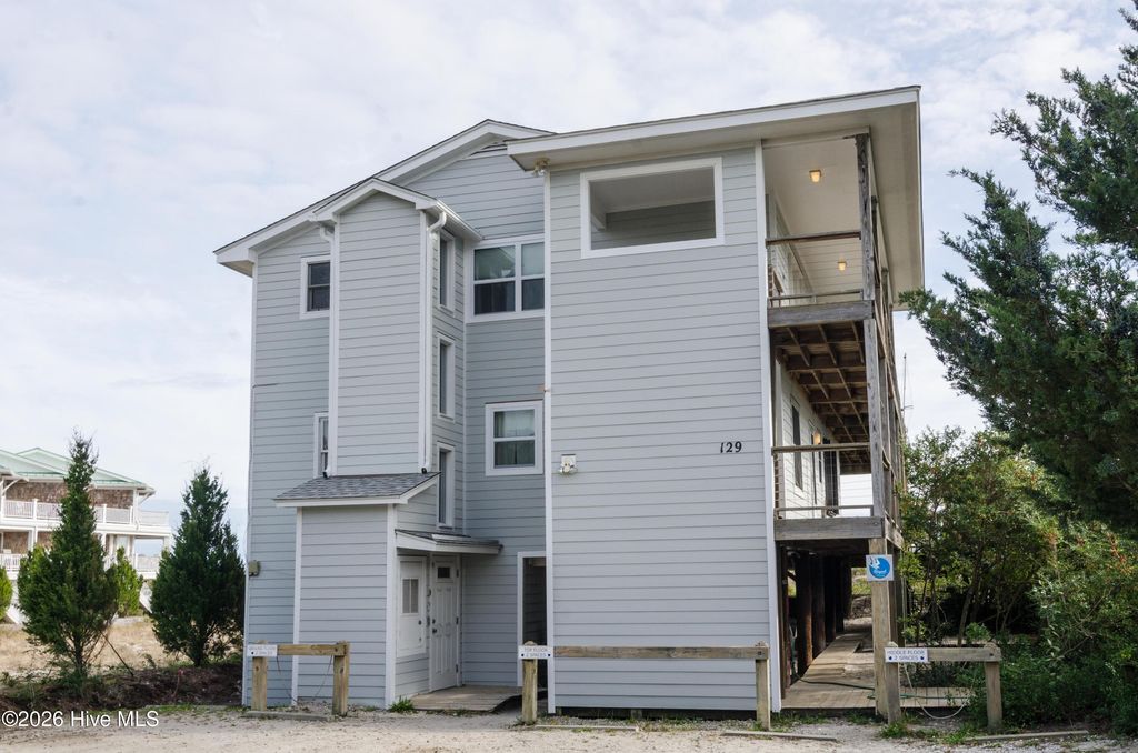 Photo of 129 S Lumina Avenue S #Lower Unit, Wrightsville Beach, NC 28480 (MLS # 100572021)
