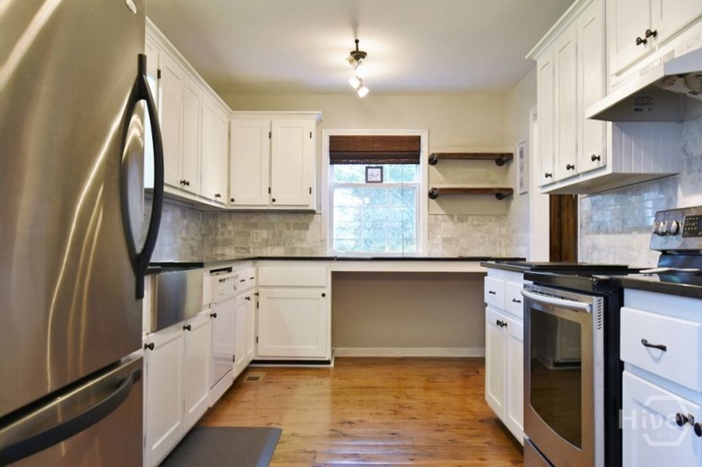 Photo of 560 Sunset Drive Drive, Athens, GA 30606 (MLS # CL354199)