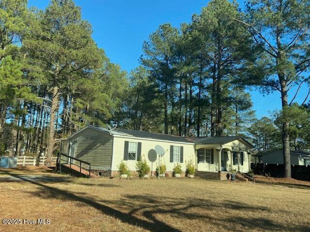 Photo of 1403 Dowd Dairy Road, White Oak, NC 28399 (MLS # 100545288)