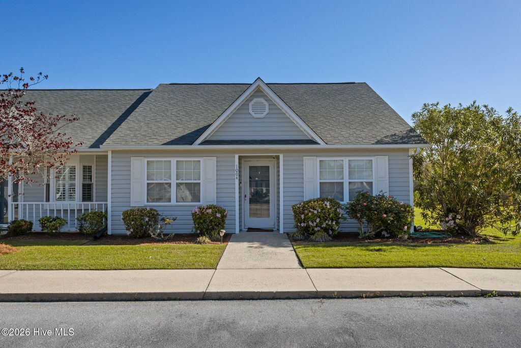 Photo of 303 Barbour Road #1004, Morehead City, NC 28557 (MLS # 100567189)