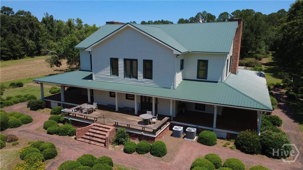Photo of 425 N Herndon Rd, Millen, GA 30442 (MLS # SA362648)