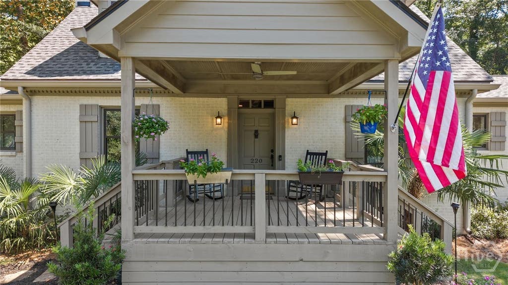 Photo of 220 Plum Nelly Road, Athens, GA 30606 (MLS # CL363371)