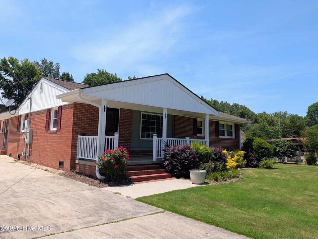 Photo of 109 Forest View Drive, Nashville, NC 27856 (MLS # 100585559)