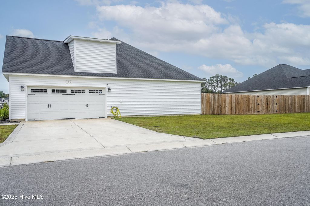 Photo of 901 Nubble Court, Sneads Ferry, NC 28460 (MLS # 100536603)
