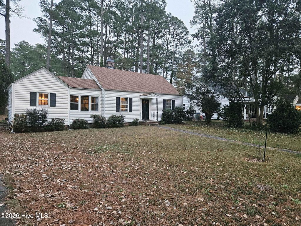 Photo of 609 Piedmont Avenue, Rocky Mount, NC 27803 (MLS # 100543877)