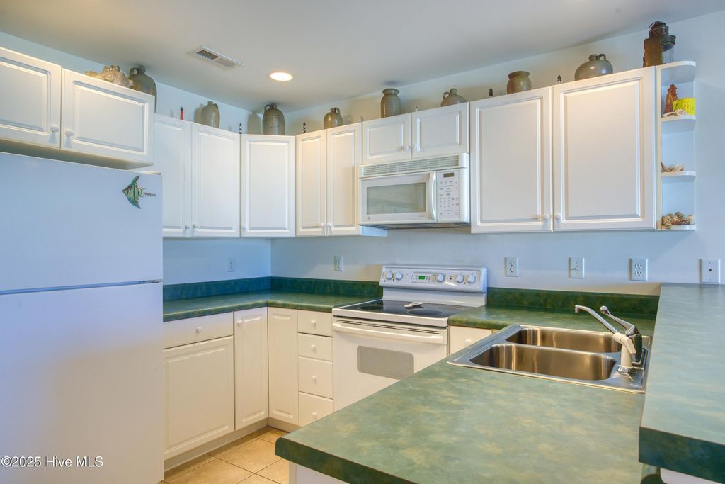 Photo of 228 Lazy Day Drive, Surf City, NC 28445 (MLS # 100545525)