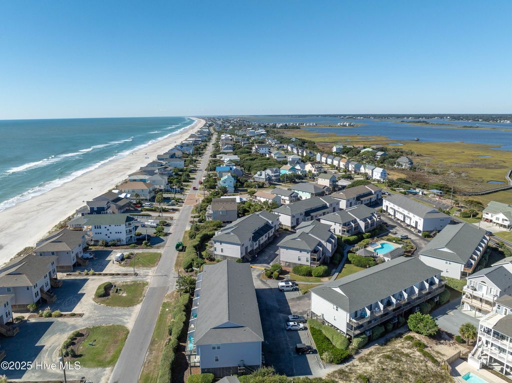 Photo of 228 Lazy Day Drive, Surf City, NC 28445 (MLS # 100545525)