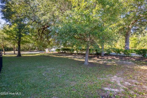 Tiny photo for 1 Diamond Point Court, Surf City, NC 28445 (MLS # 100537639)