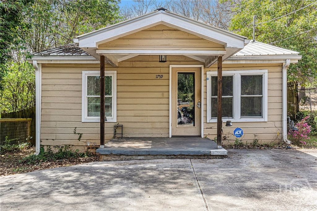 Photo of 1759 W Hancock Avenue, Athens, GA 30606 (MLS # CL351623)