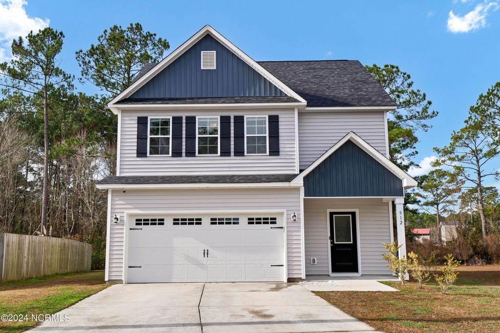 Photo of 512 Everett Glades, Sneads Ferry, NC 28460 (MLS # 100552526)