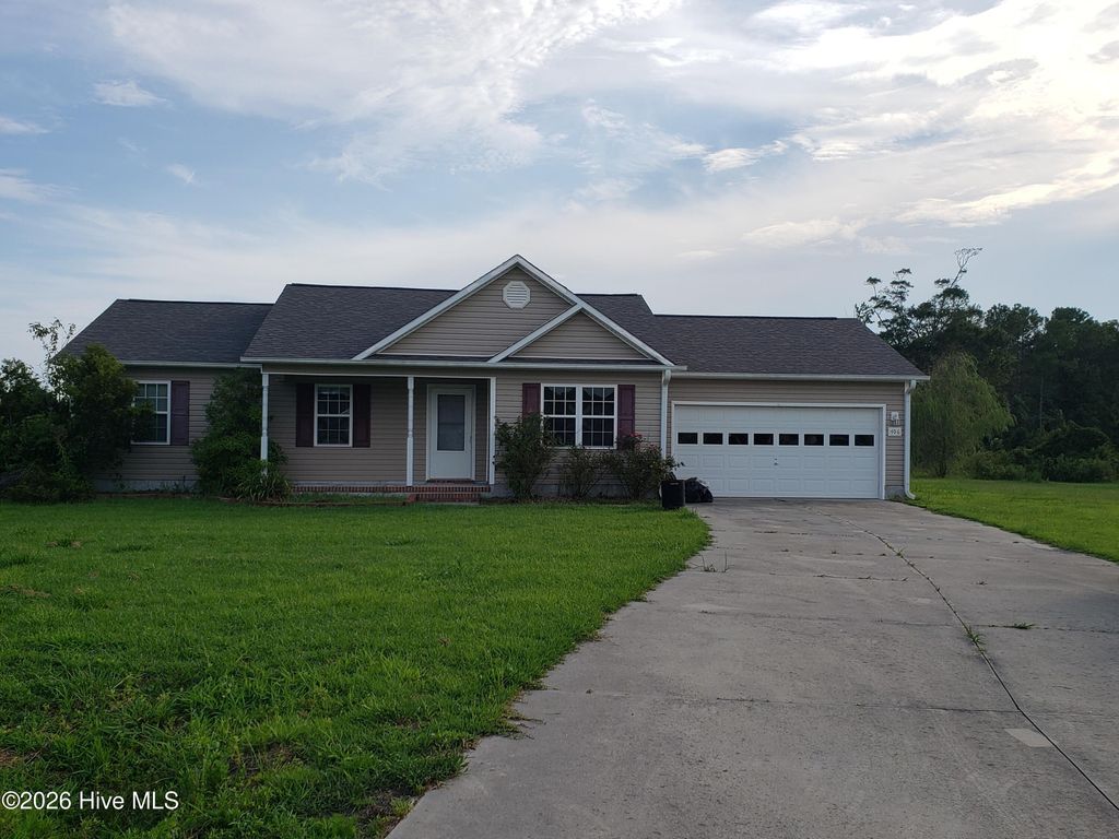 Photo of 406 S Grazing Court, Sneads Ferry, NC 28460 (MLS # 100556782)