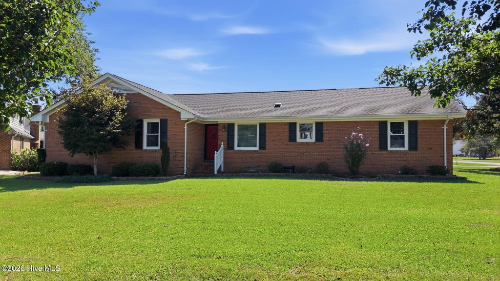 Photo of 1100 Par Three Drive S, Wilson, NC 27893 (MLS # 100600994)