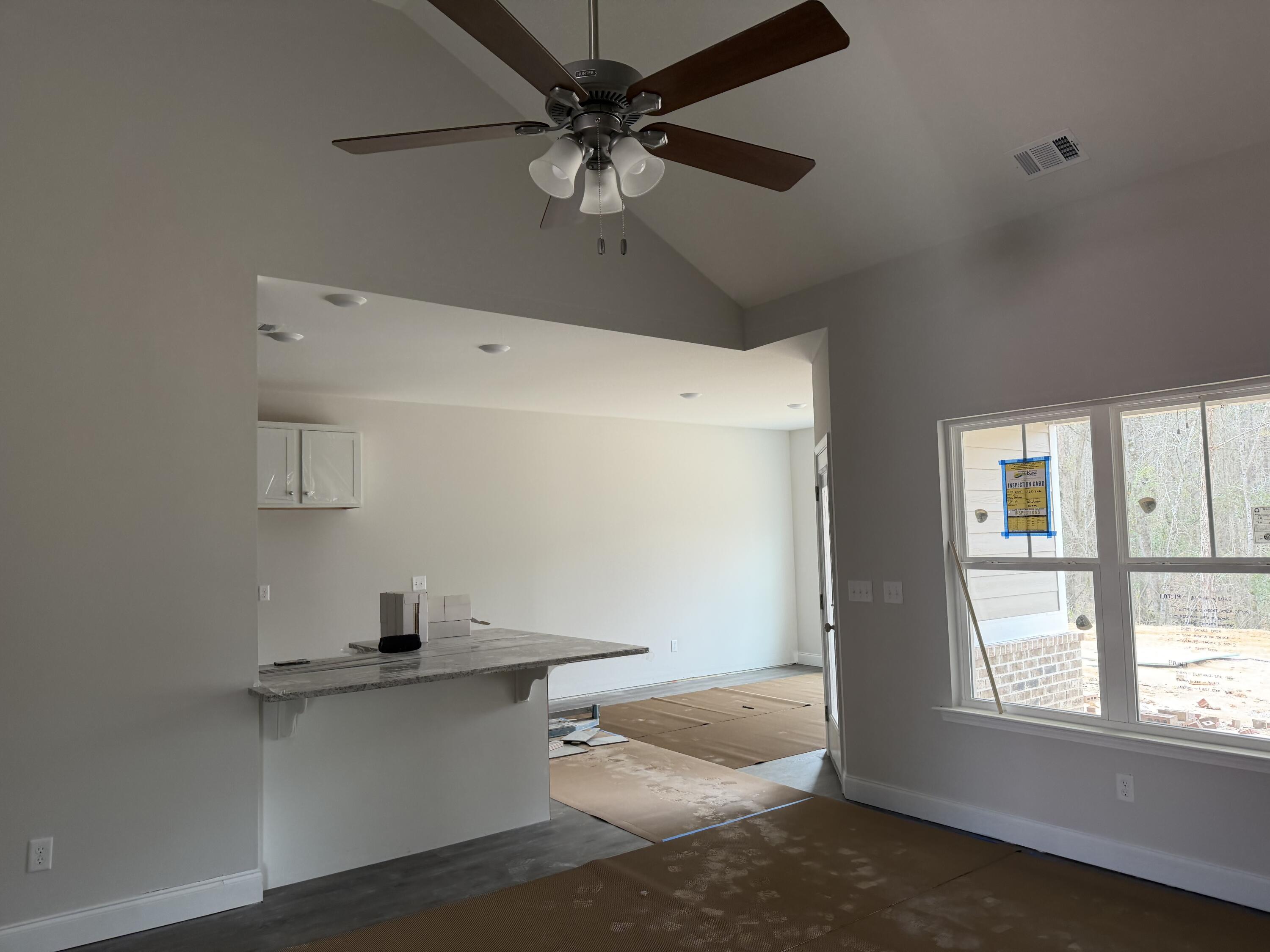 1331 Elias Station Station