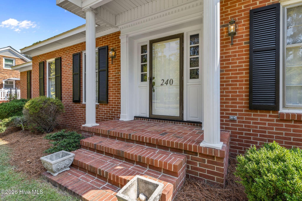 Photo of 240 S Hillcrest Drive, Goldsboro, NC 27534 (MLS # 100606346)