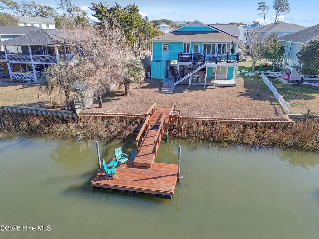 Photo of 205 SW 15th Street, Oak Island, NC 28465 (MLS # 100550998)