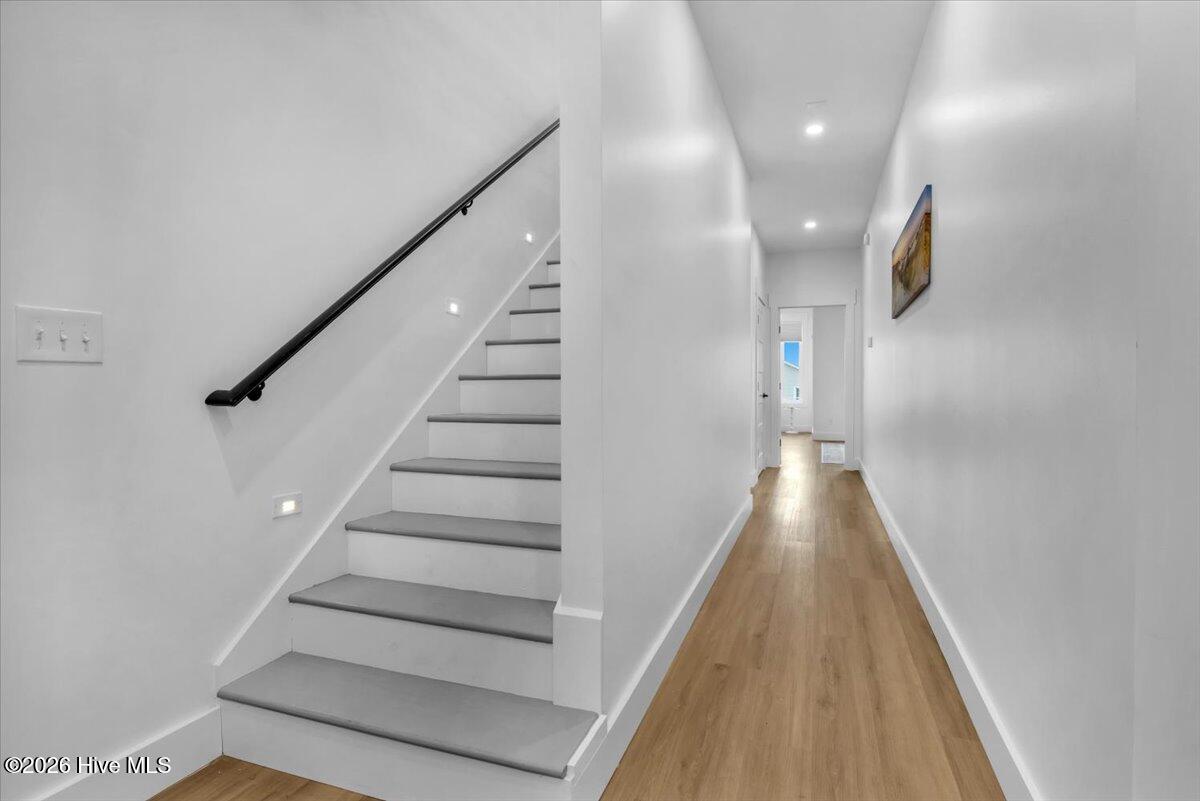 404 Canal Drive 1