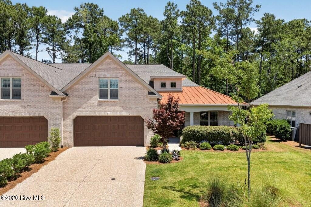 709 Jenoa Drive