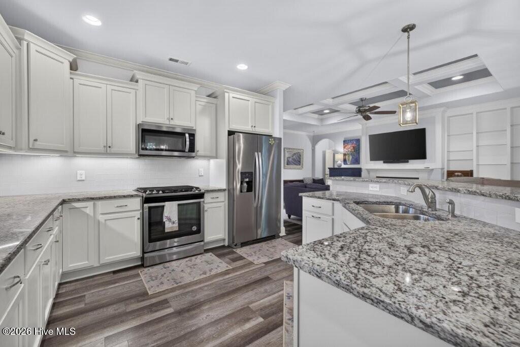 709 Jenoa Drive
