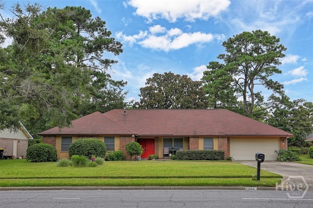 Photo of 706 Tibet Avenue, Savannah, GA 31406 (MLS # SA337171)