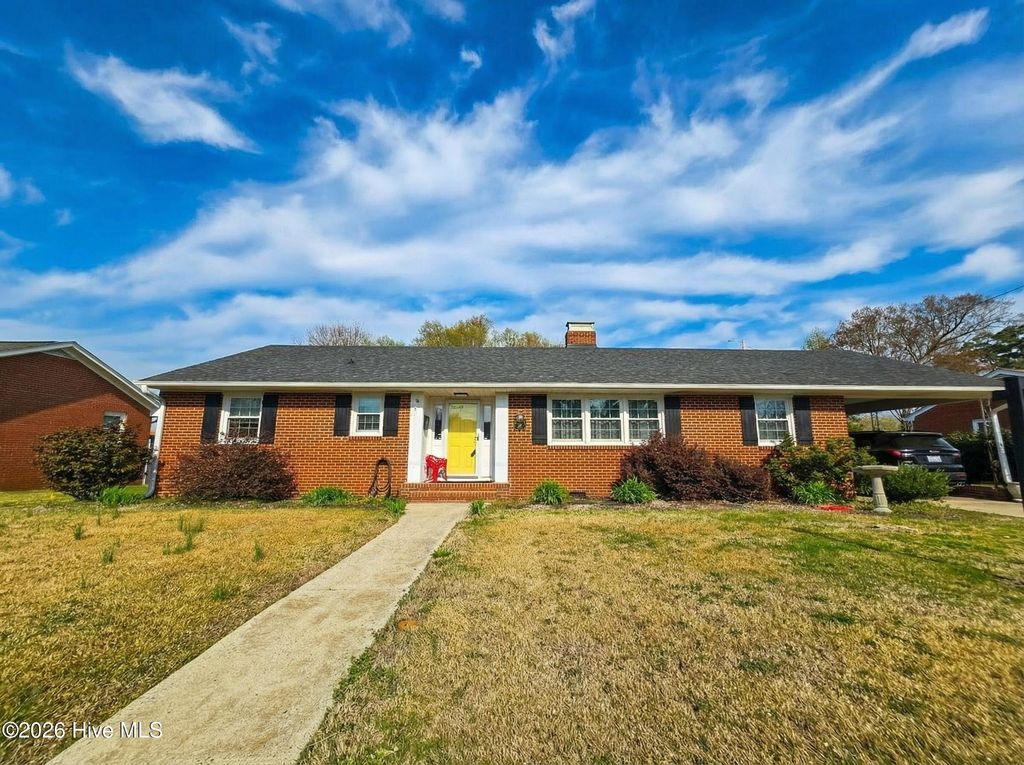 Photo of 103 Carolina Street, Hertford, NC 27944 (MLS # 100562120)