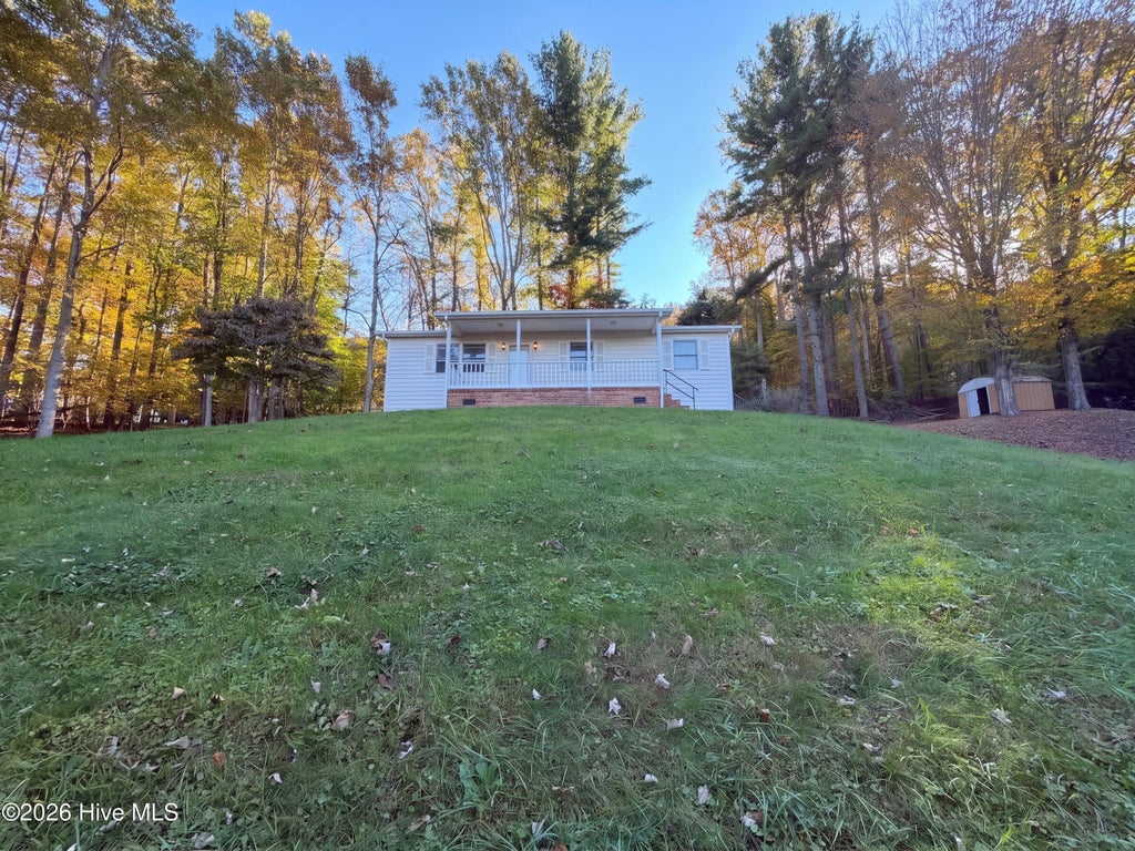 Photo of 133 Whispering Pines Lane, West Jefferson, NC 28694 (MLS # 100612547)