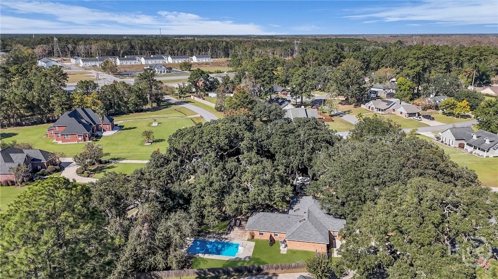 Photo of 56 Glennmary Lane E, Richmond Hill, GA 31324 (MLS # SA345935)