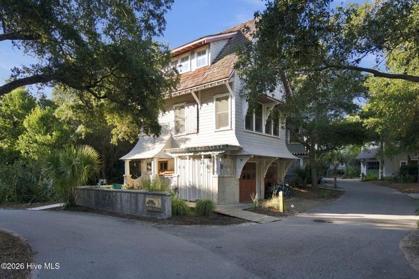 1 SUMNERS CRES, BALD HEAD ISLAND, NC 28461 - Image 95ca8e6899dbfb123ed2a0d4fdf6d570/1970390485
