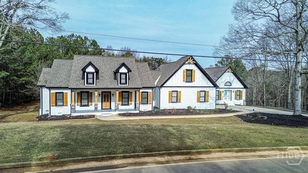 Photo of 1051 Spartan Lane, Athens, GA 30606 (MLS # CL348079)