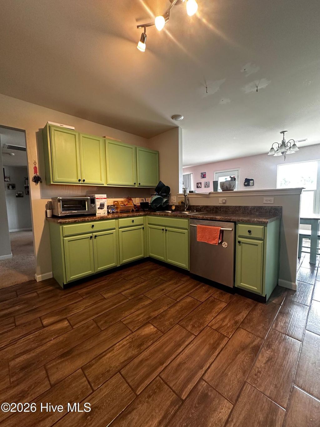 Photo of 206 Landover Drive, Richlands, NC 28574 (MLS # 100561296)