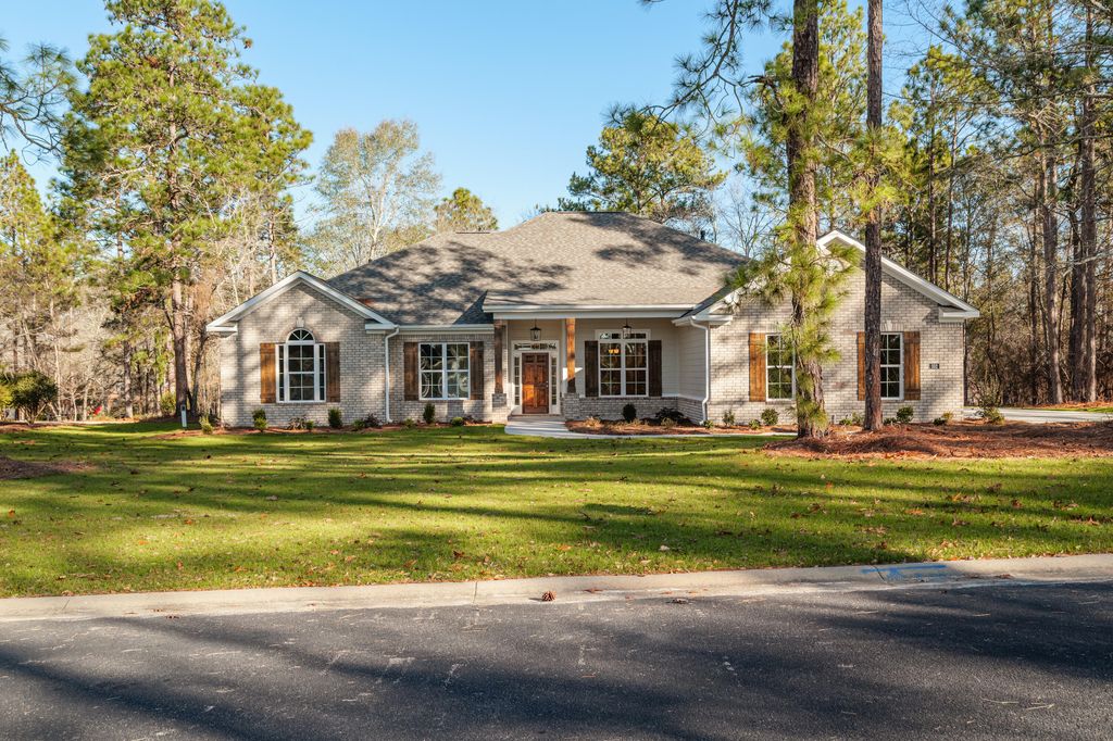 Photo of 552 Wentworth Circle, Aiken, SC 29803 (MLS # 542533)