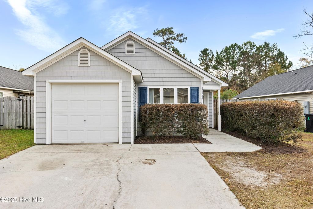 Photo of 1106 Loman Lane, Wilmington, NC 28412 (MLS # 100539007)