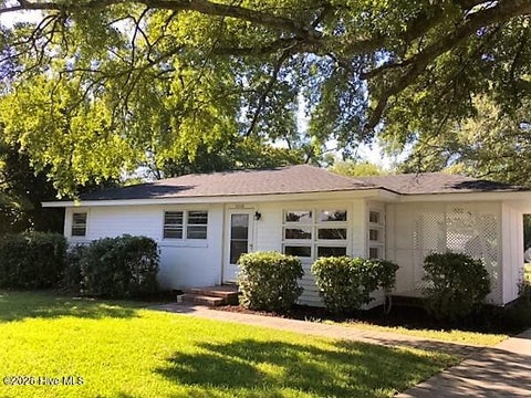 Homes For Rent - 5218 Wrightsville Avenue<br/> Wilmington, NC 28403