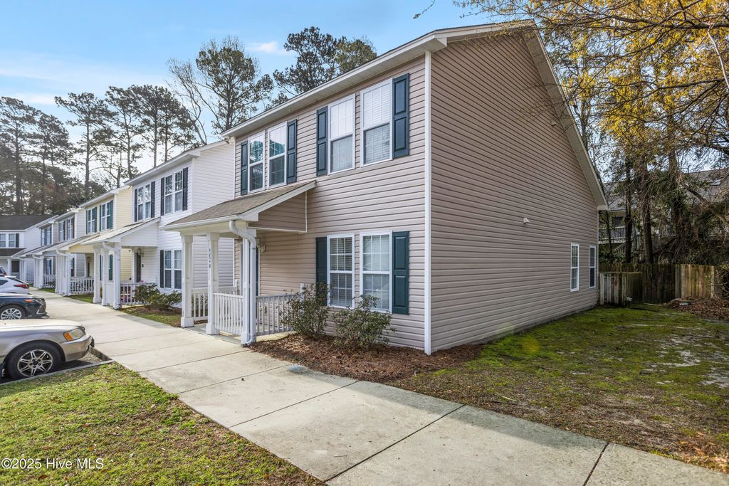 Photo of 4628 Crawdad Court, Wilmington, NC 28405 (MLS # 100496889)