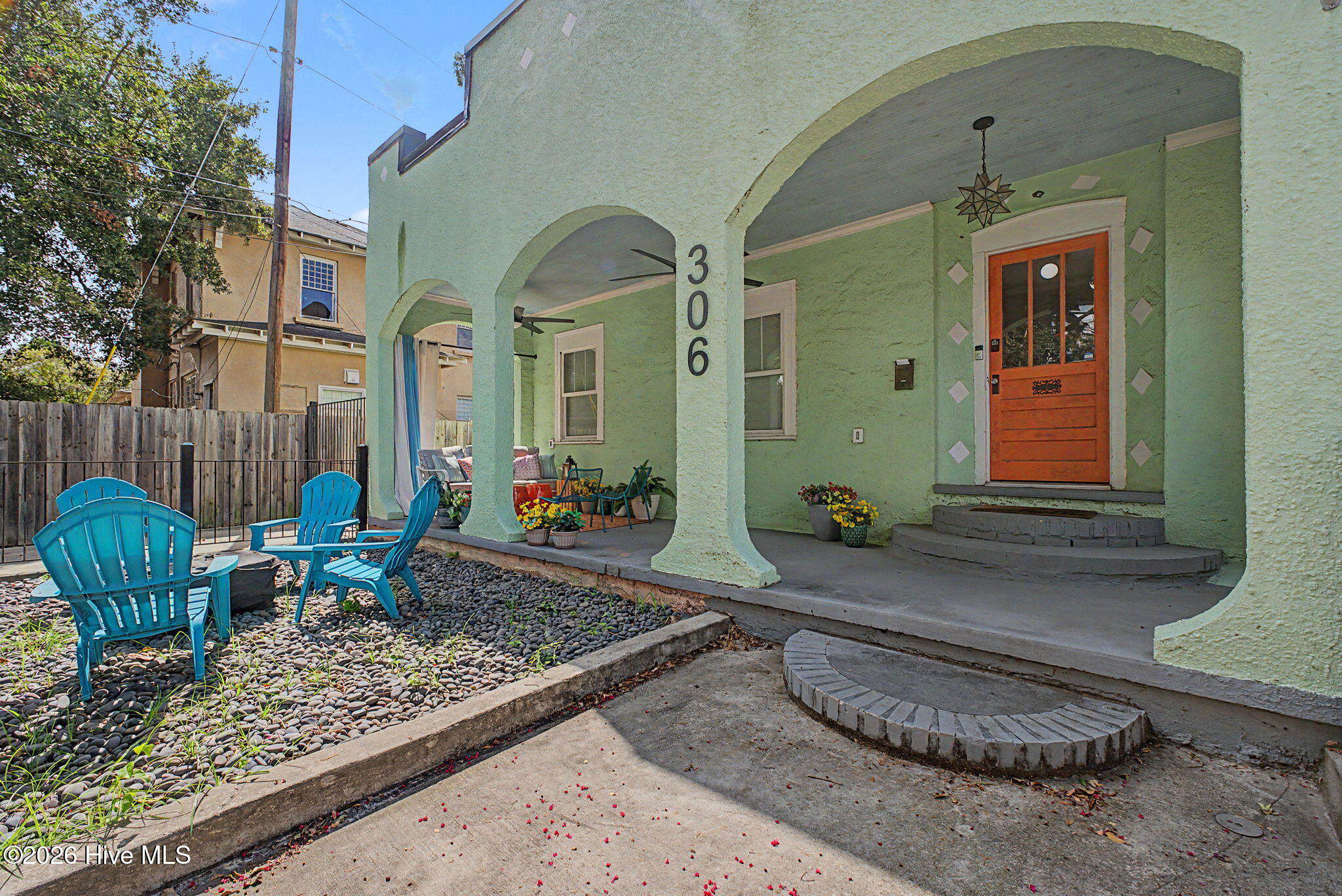 306 Ellis Street